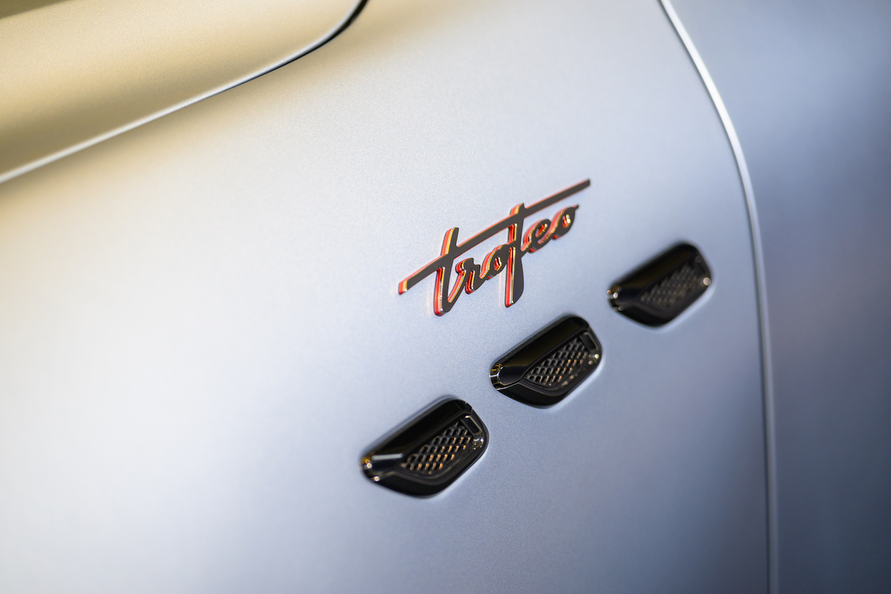 【新聞圖片 05 】 Maserati Fuoriserie 進一步將訂製精神轉化為季節語彙，以 Grecale Trofeo 為載體，詮釋冬季冷冽氛圍